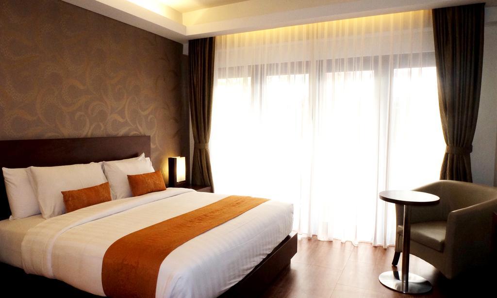 D'Primahotel Seminyak Extérieur photo