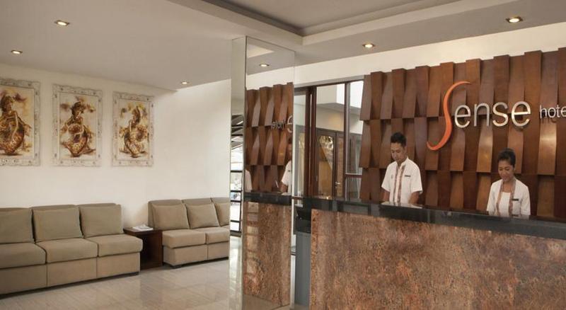D'Primahotel Seminyak Extérieur photo
